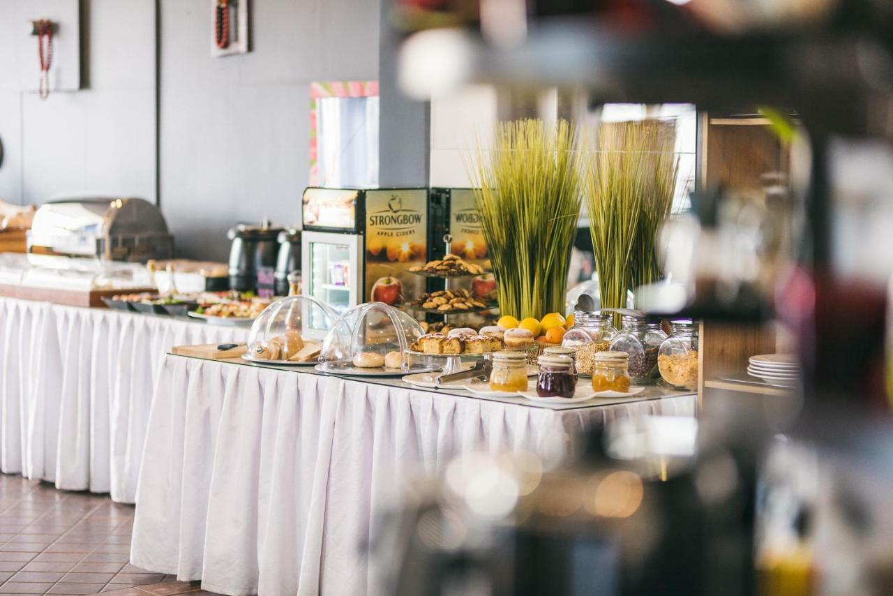 Hotel Forum Rzeszow Luaran gambar