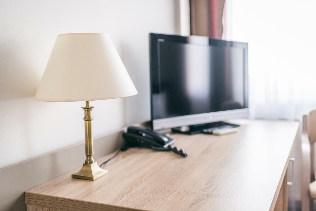 Hotel Forum Rzeszow Luaran gambar